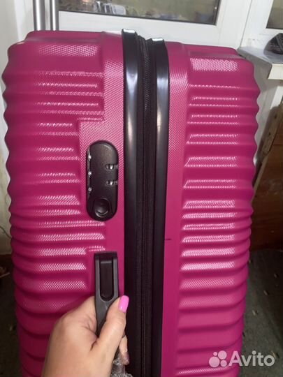 Чемодан на колесах размер L