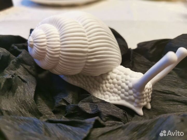 Фарфоровая статуэтка улитка, бисквит