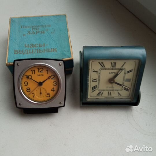 Будильники заря. СССР