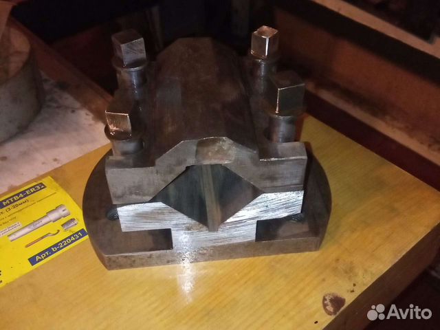 Призма станочная