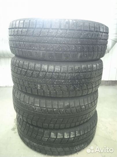 Toyo Observe GSi-5 225/65 R17 102Q