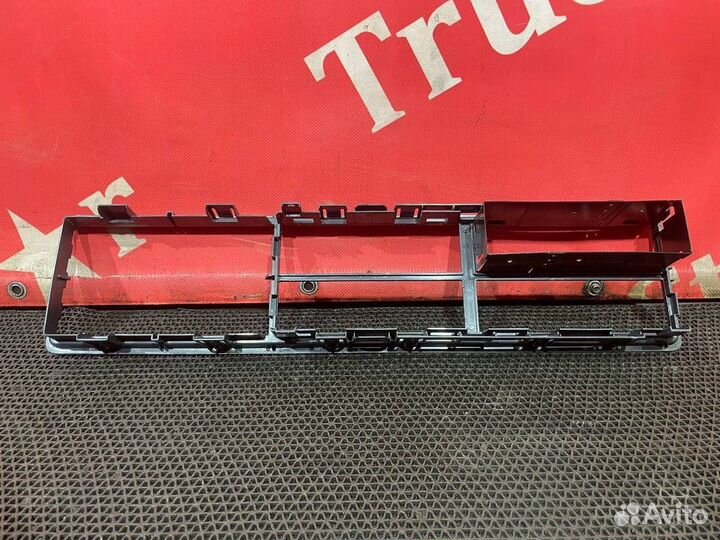 Рамка тахографа Renault T