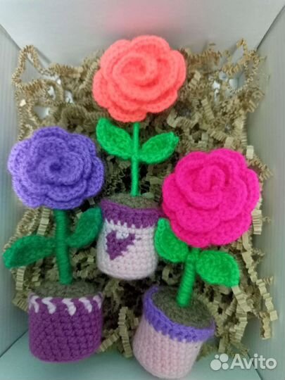 Вязаные игрушки ручной работы,брелки