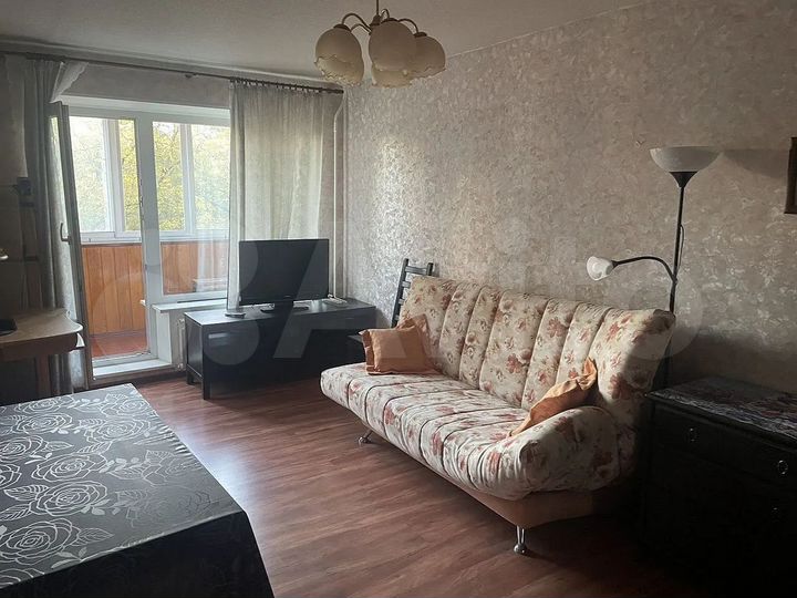 2-к. квартира, 48 м², 4/9 эт.