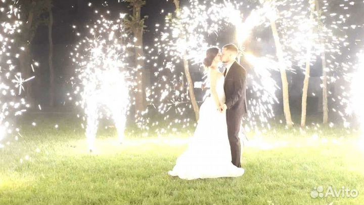 Холодные фонтаны и салюты