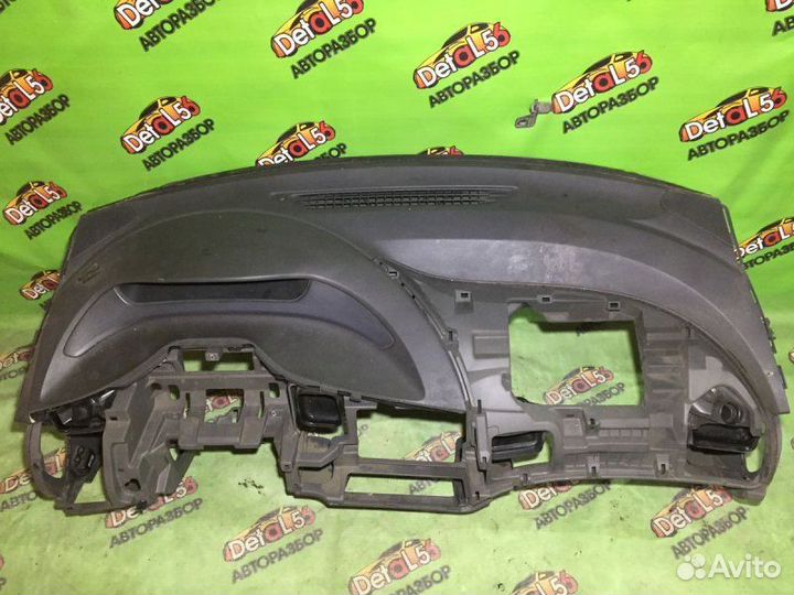 Панель торпеда Honda Civic 8