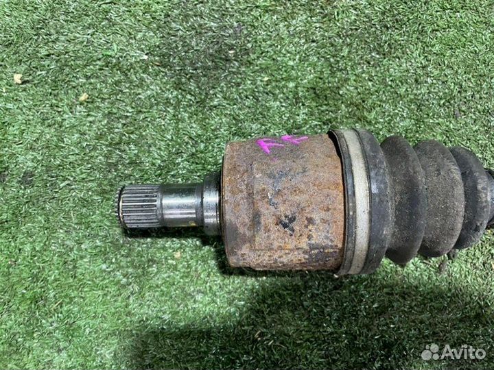 Привод передний правый Honda Stepwgn RF1 B20B 1997