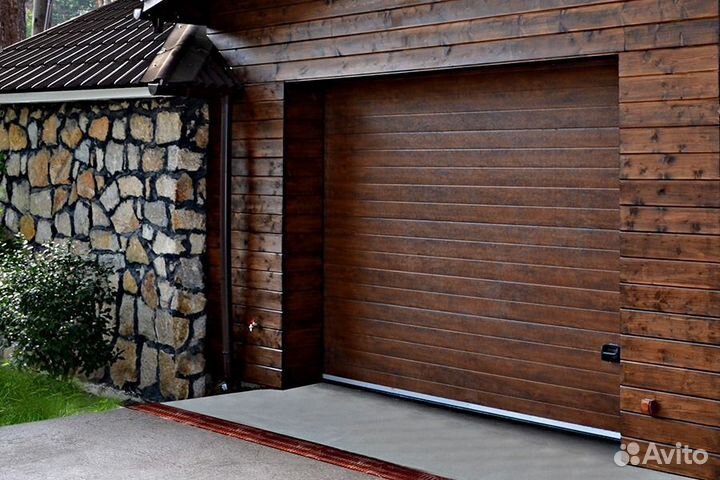 Секционные гаражные ворота / Установка Под Ключ