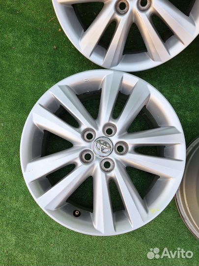Лот 69 ) Диски Toyota R16
