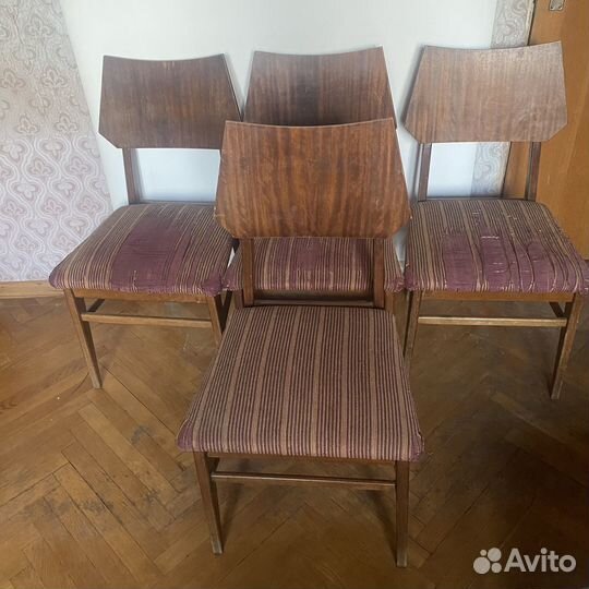 4 стула и пуфик 1964 года Румыния
