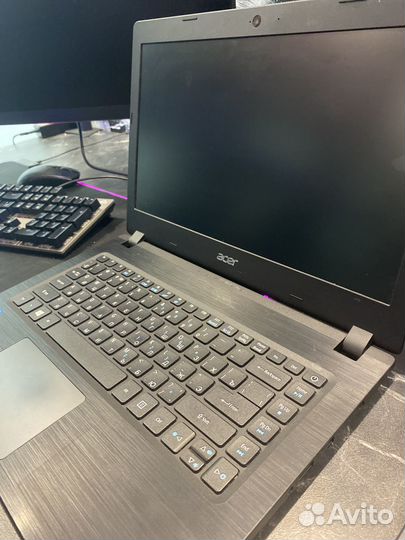 Ноутбук acer aspire 354TR