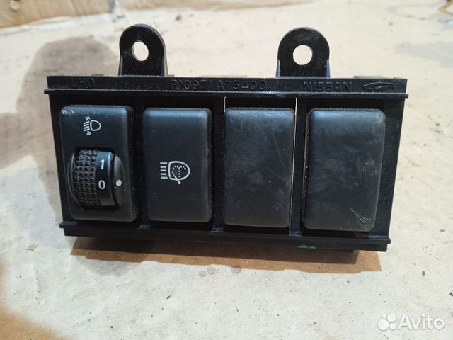 Блок управления света фар Nissan X-Trail T31