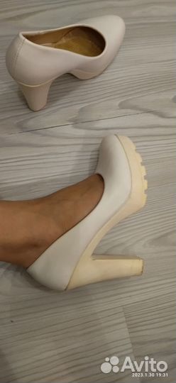 Туфли белые 38р, серебристые 40р