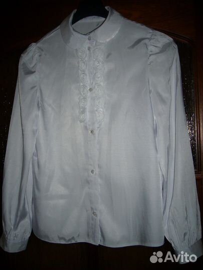 Блузки школьные белые, джемпер на р.152-164