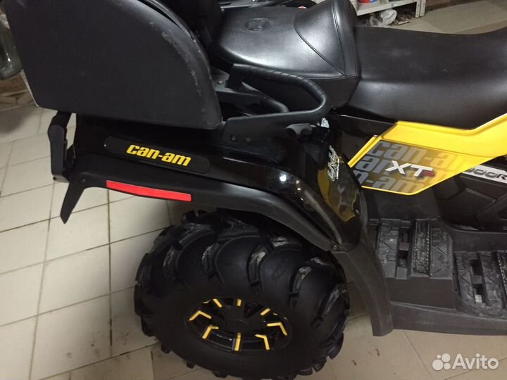 BRP Can-Am Outlander Max 800 XT-P (2010)