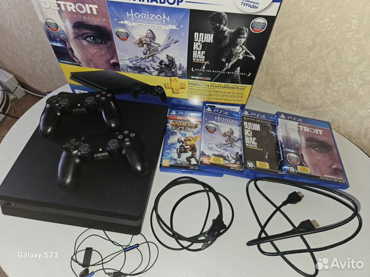 Sony playstation 4 PS4 slim 1tb