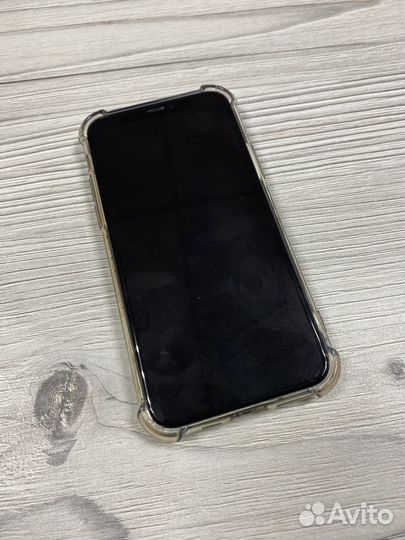 iPhone 11 Pro, 64 ГБ