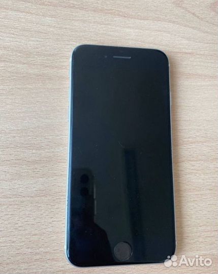 iPhone SE (2020), 64 ГБ