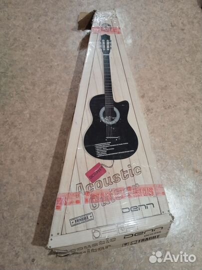 Акустическая гитара