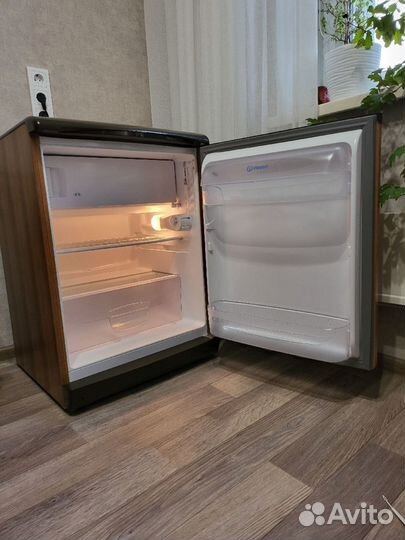 Холодильник бу маленький высота 85 см