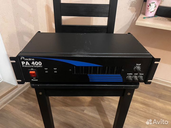 Усилитель 2*200 с регулировкой частот и громкости