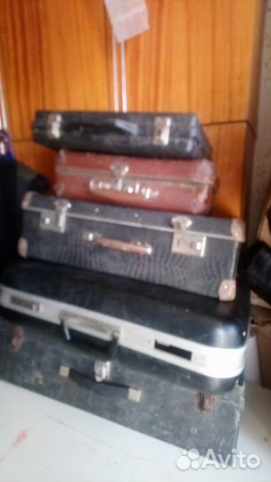 Чемодан старинный
