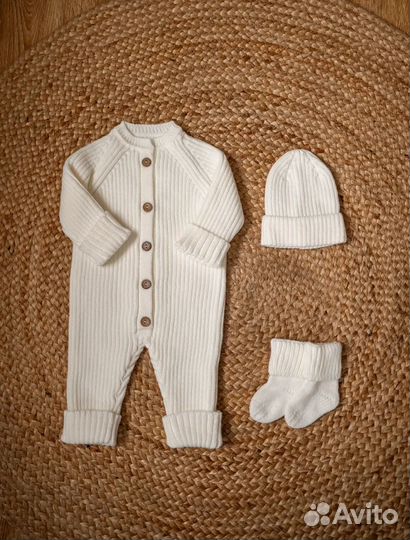 Комбинезон вязаный новый