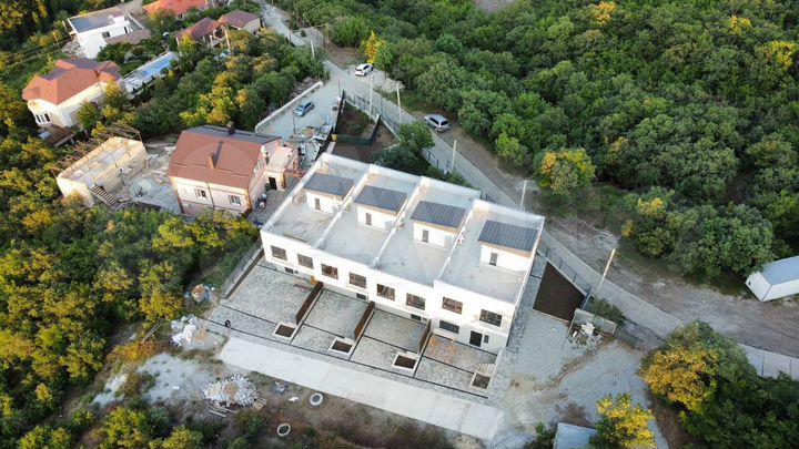 Дом 230,2 м² на участке 2,5 сот.