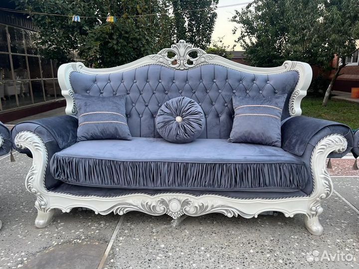 Мягкая тройка фараон