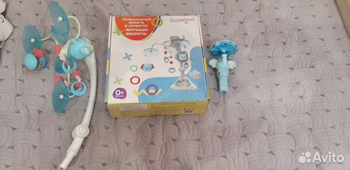 Музыкальный мобиль на кроватку