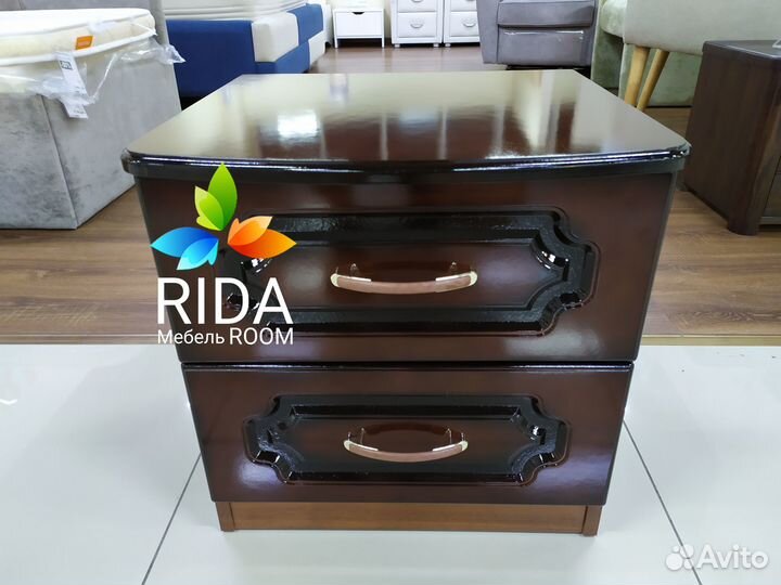 Тумба прикроватная в цвете орех