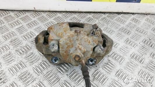 Суппорт тормозной передний правый opel meriva A (2