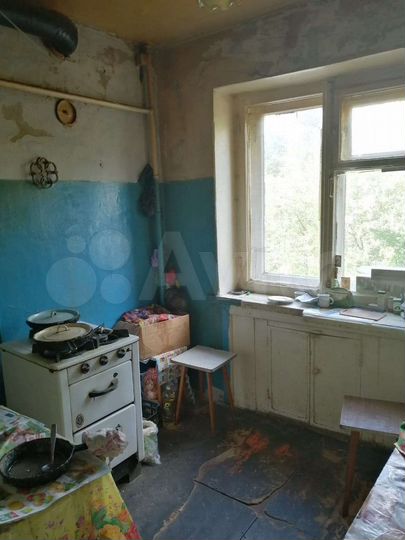 3-к. квартира, 56 м², 3/5 эт.