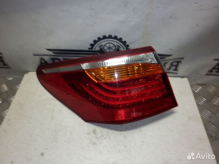 Фонарь задний Lexus LS460 2011