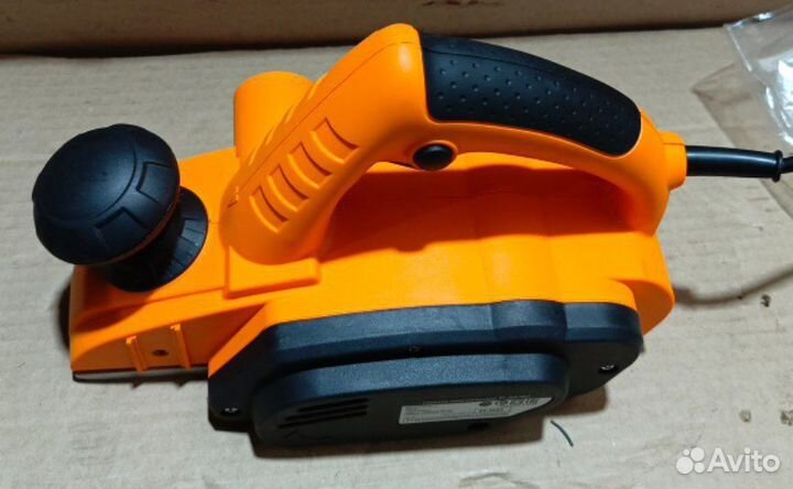 Повреждена упаковка Рубанок Вихрь Р-3А/82