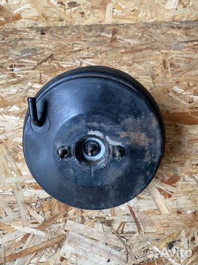 Усилитель тормозов вакуумный Nissan Maxima