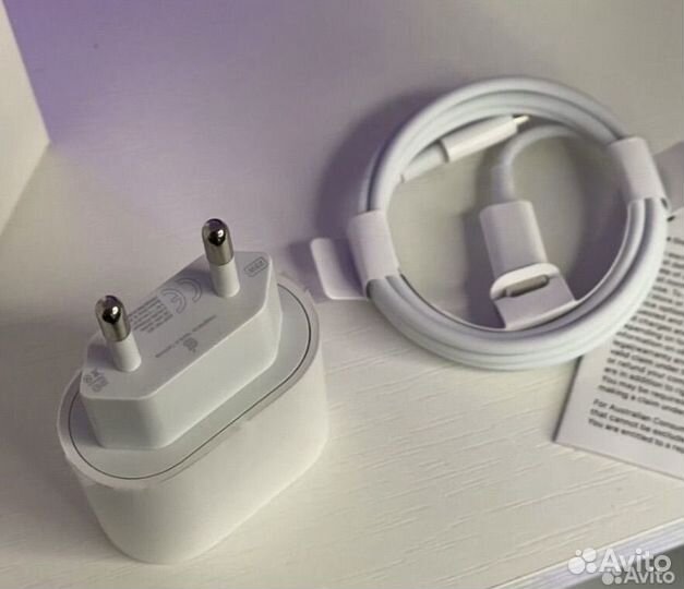 Зарядка на iPhone 20w