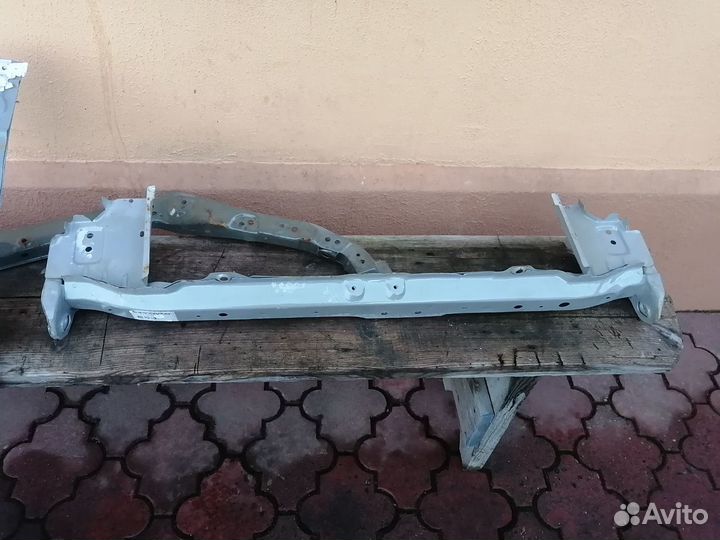 Geely emgrand усилитель панель