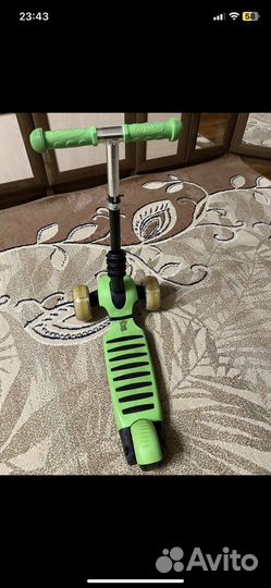 Детский самокат scooter трехколесный