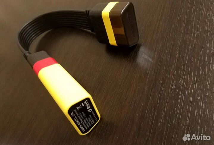 Проверка кузова Zeekr на стапеле, толщиномером