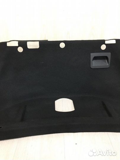 Обшивка крышки багажника Mercedes Benz C200 W204