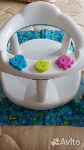 Стульчик для купания в ванной