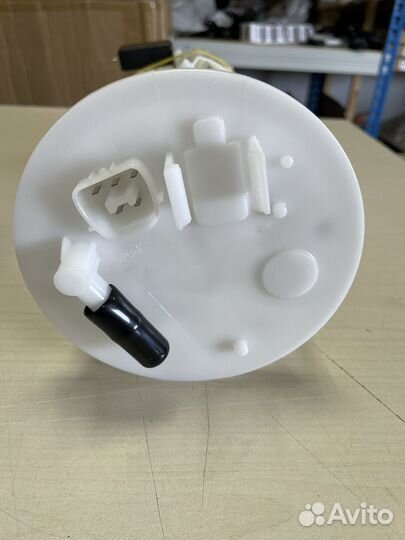 Насос топливный в сборе Mitsubishi Pajero Sport 2