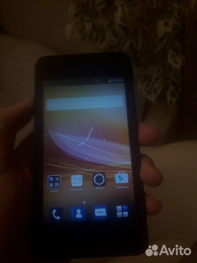 ZTE Blade, 512 МБ