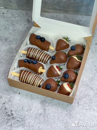 Клубника и бананы в шоколаде 1