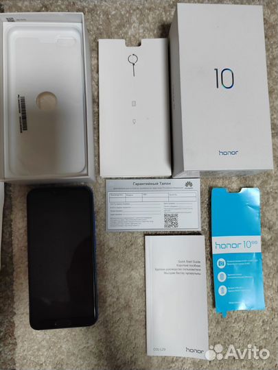 HONOR 10, 4/64 ГБ