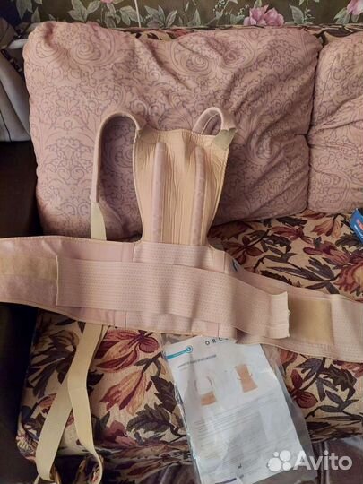 Корсеты для позвоночника разных размеров