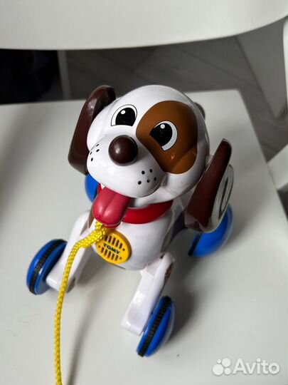 Собака игрушка Tomy