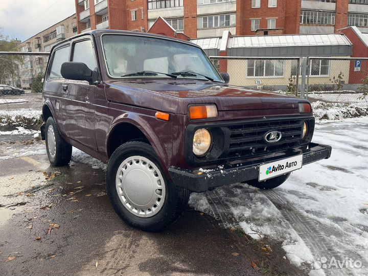 LADA 4x4 (Нива) 1.7 МТ, 2011, 200 000 км