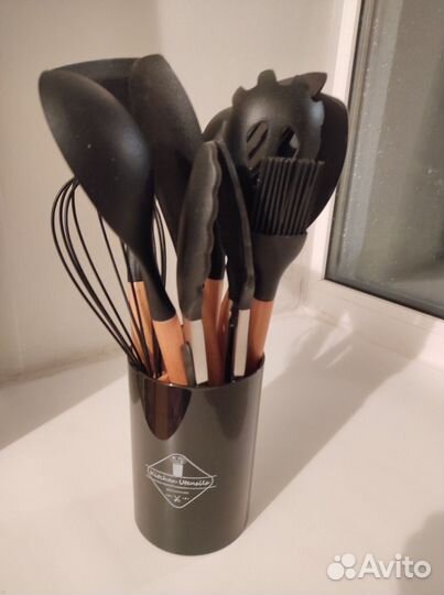 Новый набор кухонных приборов